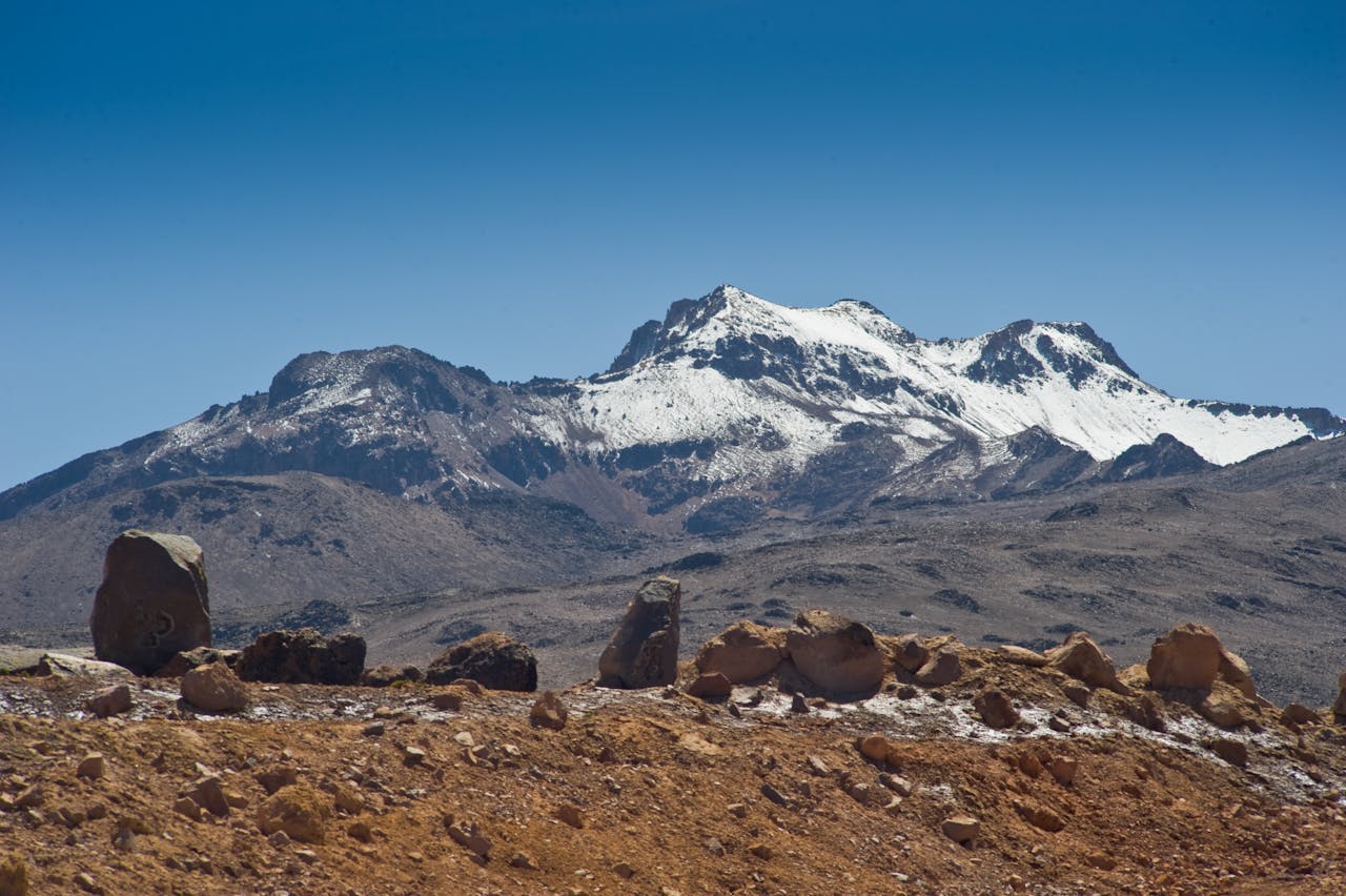 mount kenya trekking tours